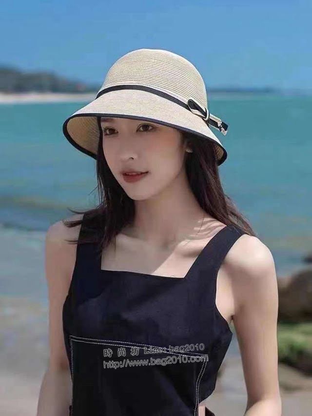 Chanel爆款女士帽子 香奈兒2021新款細草不規則折疊材質盆帽草帽禮帽  mm1288